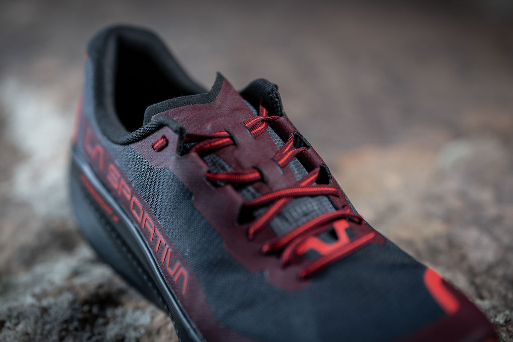 Close-up of the Prodigio 2 upper and lacing system